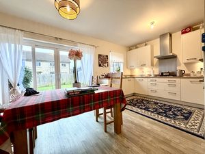 Dining Kitchen- click for photo gallery